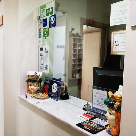 מסינה Hotel Residence Empedocle מראה חיצוני תמונה