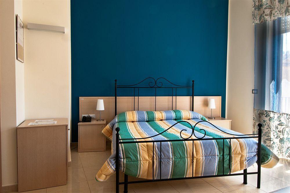 מסינה Hotel Residence Empedocle מראה חיצוני תמונה