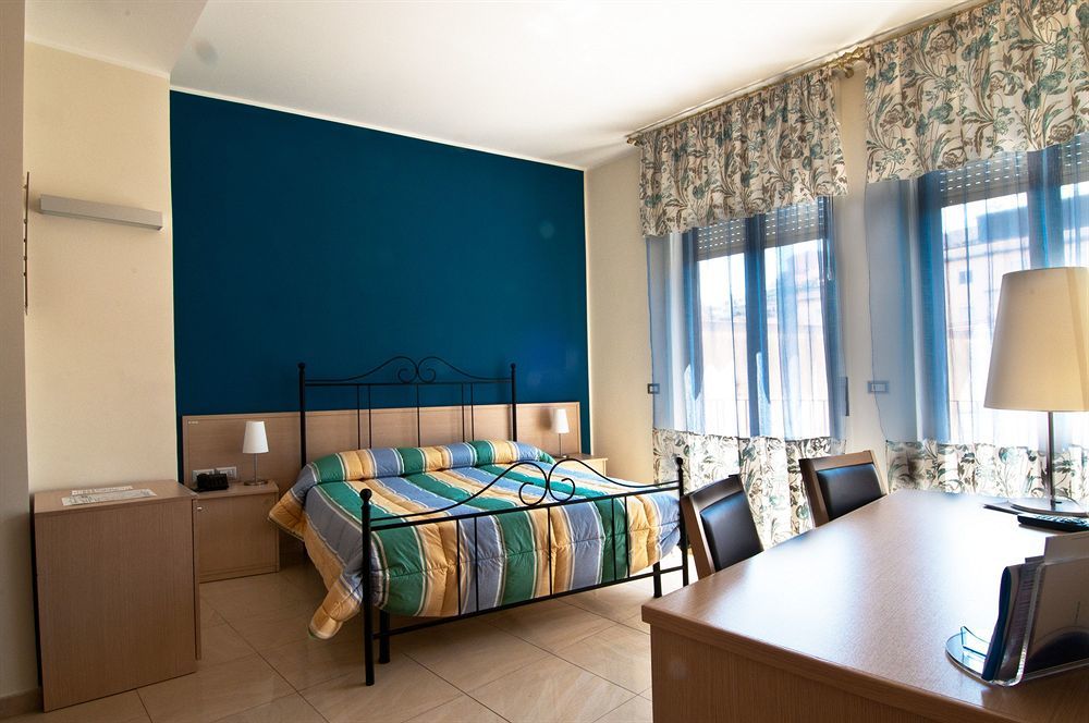 מסינה Hotel Residence Empedocle מראה חיצוני תמונה