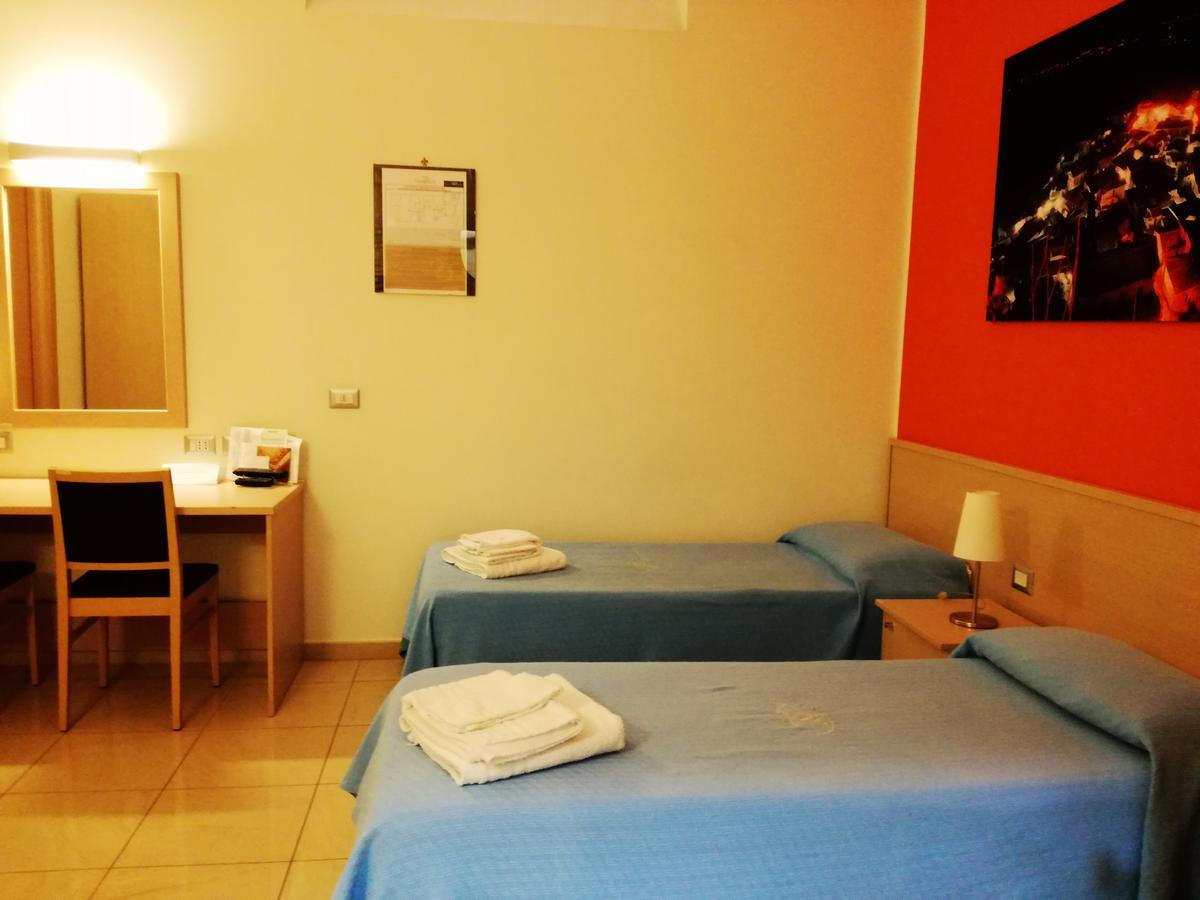 מסינה Hotel Residence Empedocle חדר תמונה
